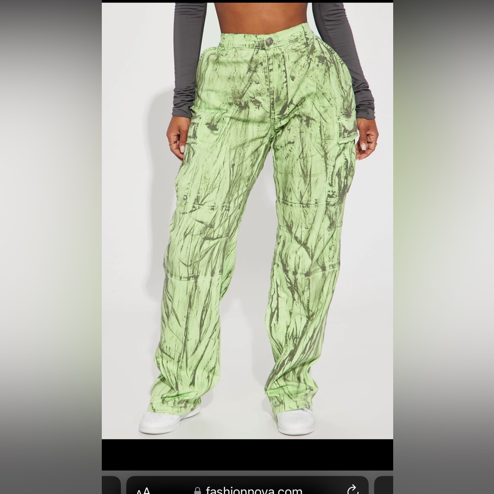 NWT FashionNova Cargo Pants